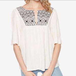 W/tag Sanctuary Zambia Embroidered Top